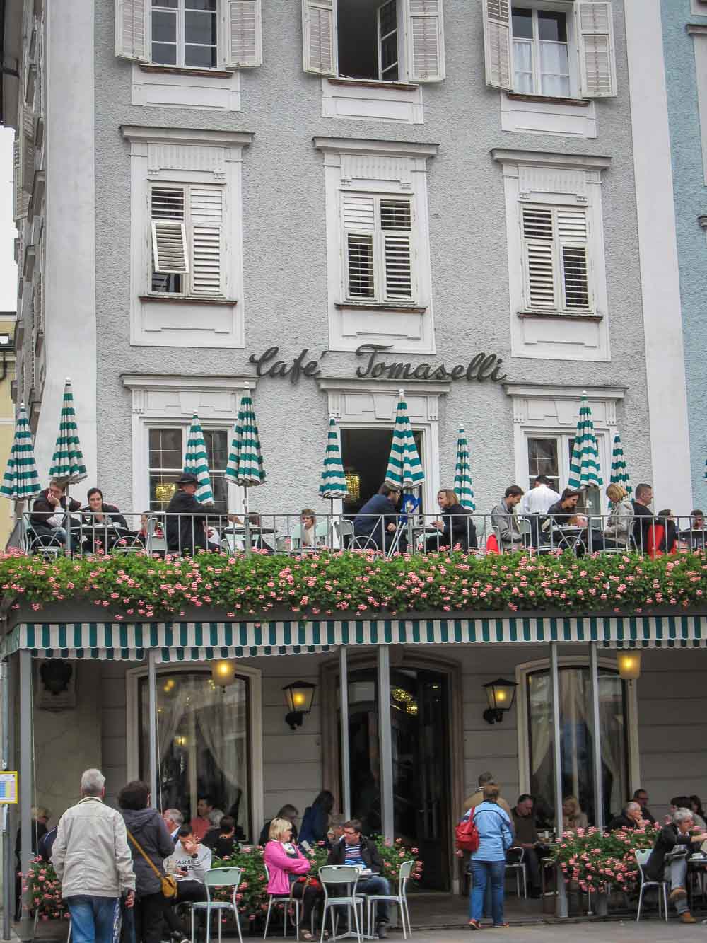 Cafe Tomaselli-3 Meals: Where to eat in Salzburg, Austria www.casualtravelist.com