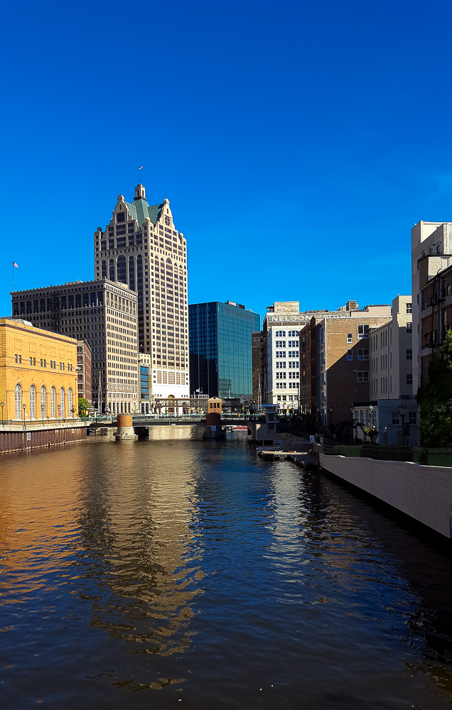 See Milwaukee by water on a kayak tour-One Great Weekend: What to do in Milwaukee, Wisconsin www.casualtravelist.com