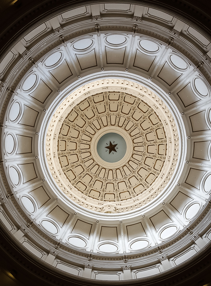 The Texas State Capitol-21 Tips for Your First Trip to Austin, Texas-www.casualtravelist.com