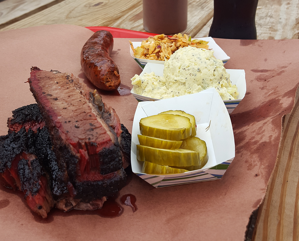 La Barbecue in Austin, Texas-My Best Travel Moments of 2017 www.casualtravelist.com
