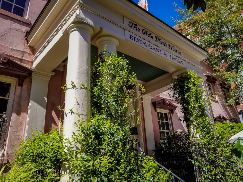 The Olde Pink House in Savannah, GA-Monthly Musings:March 2018 www.casualtravelist.com