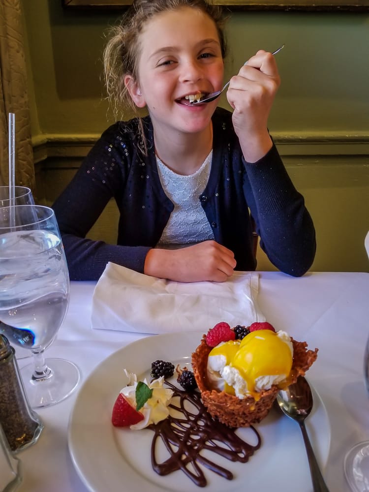 The Olde Pink House in Savannah, GA-Monthly Musings:March 2018 www.casualtravelist.com