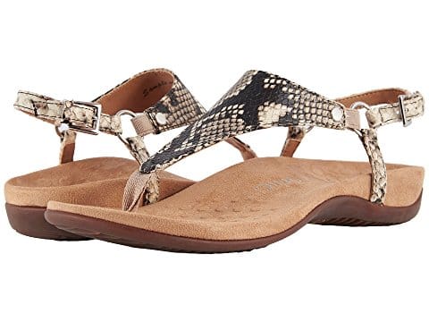 Vionic Kirra-The Best Women's Sandals for Travel-Cute and Comfy Sandals for your Summer Vacation www.casualtravelist.com