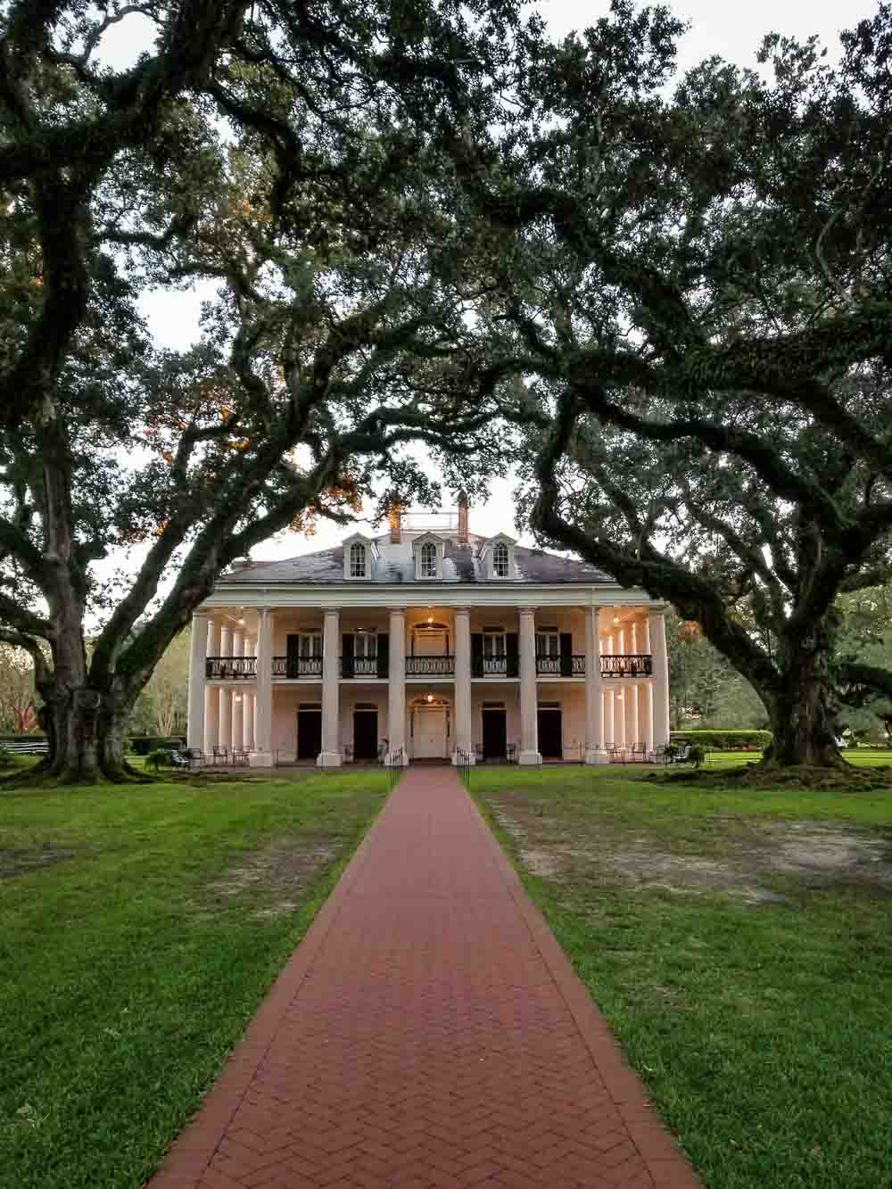 Oak Alley Plantation, From Cane to Table - Getting a Little Sugar in Louisiana's Plantation Country www.casualtravelist.com