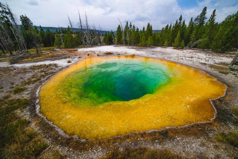 12 Tips for Your First Trip to Yellowstone National Park - Casual Travelist