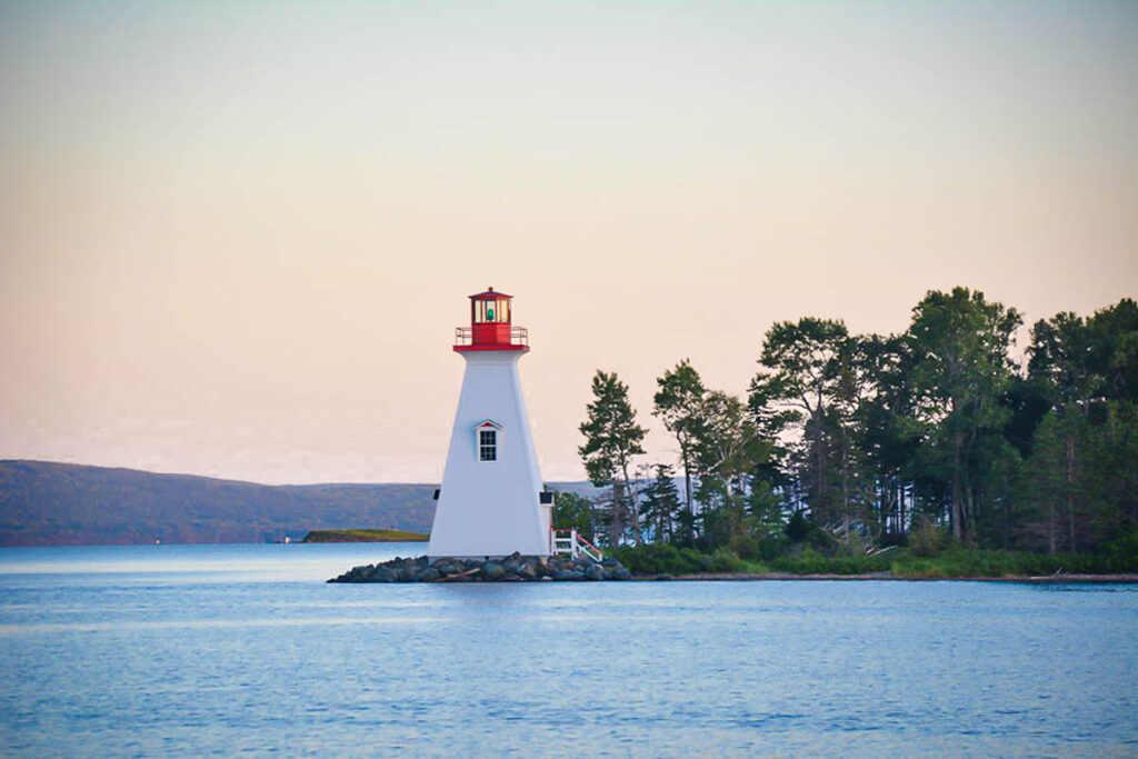 Badeck Nova Scotia lighthouse
